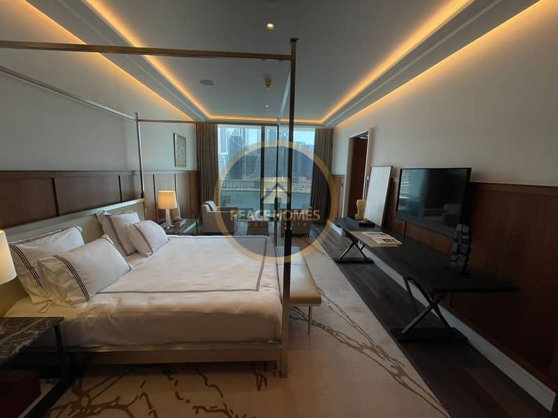 شقة  فخمة ضخمة في داون تاون دبي VIP