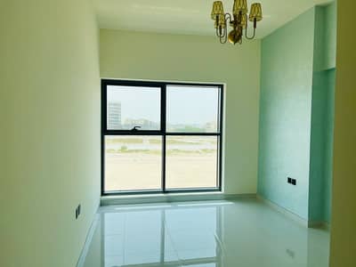 شقة 2 غرفة نوم للايجار في المدينة العالمية، دبي - شقة في لونز من دانوب المدينة العالمية 2 غرف 49999 درهم - 5996680