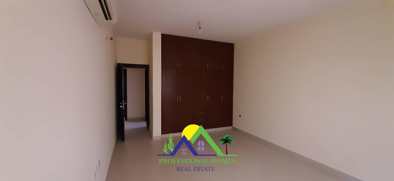 Квартира в Аль Каттара, 3 cпальни, 35000 AED - 6063527