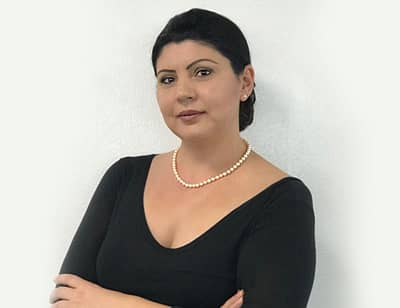 Angela Parau Angela Parau