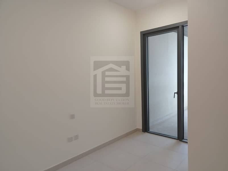 High End 3 Bedrooms Apartment For Sales