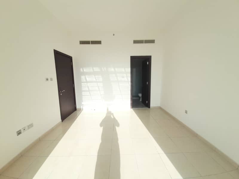 Chiller free Brand new Luxurious 1bhk just in 44k with all facilities in Nad Al Hamar