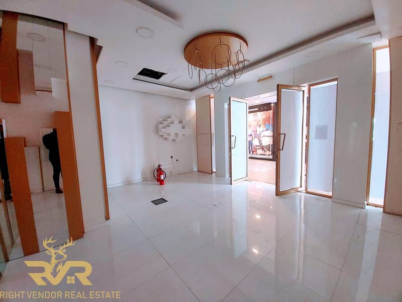 Магазин в Джумейра，Джумейра 1, 119000 AED - 5897100