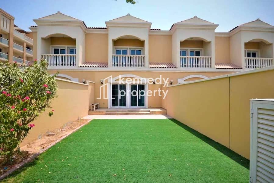 Upgraded | Private Garden | Spacious Layout