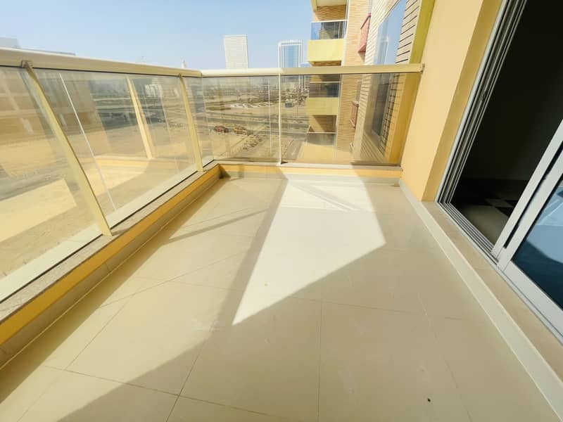 شقة في مجمع دبي ريزيدنس 1 غرفة 36000 درهم - 6065272