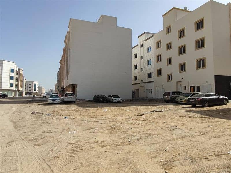 أرض سكنيه للبيع موقع مميز وسعر جيد  بمنطقه مويلح التجاريه For sale space area Moyleh area (commercia