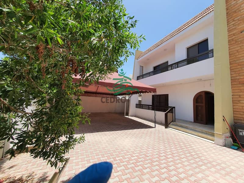 Charming and clean Three Bedrooms Villa with garden and BBQ area