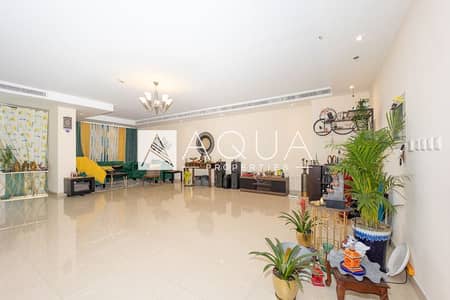 Huge Penthouse | High Floor |  Maid's Room