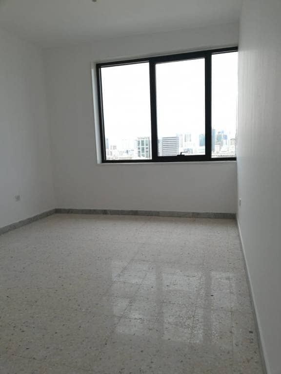 2 B/R CENTRAL A/C BUILDING IN AL NAJDA FOR 65K