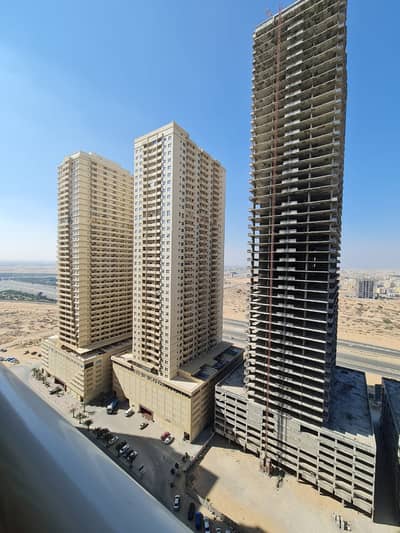 شقة 2 غرفة نوم للبيع في مدينة الإمارات‬، عجمان - شقة في برج البحيرة مدينة الإمارات‬ 2 غرف 235000 درهم - 6071070