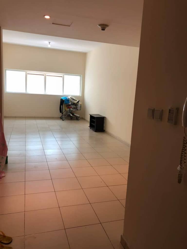 Studio big size partial sea view for rent in Ajman one tower
