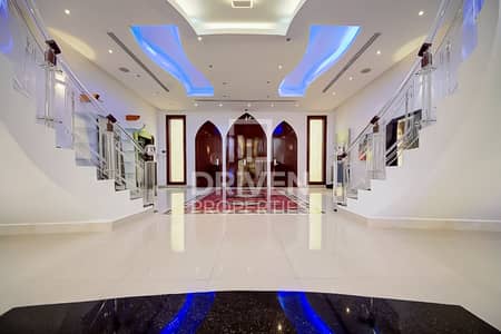 7 Bedroom Villa for Sale in Emirates Hills, Dubai - Luxurious | Huge With Golf and Lake View