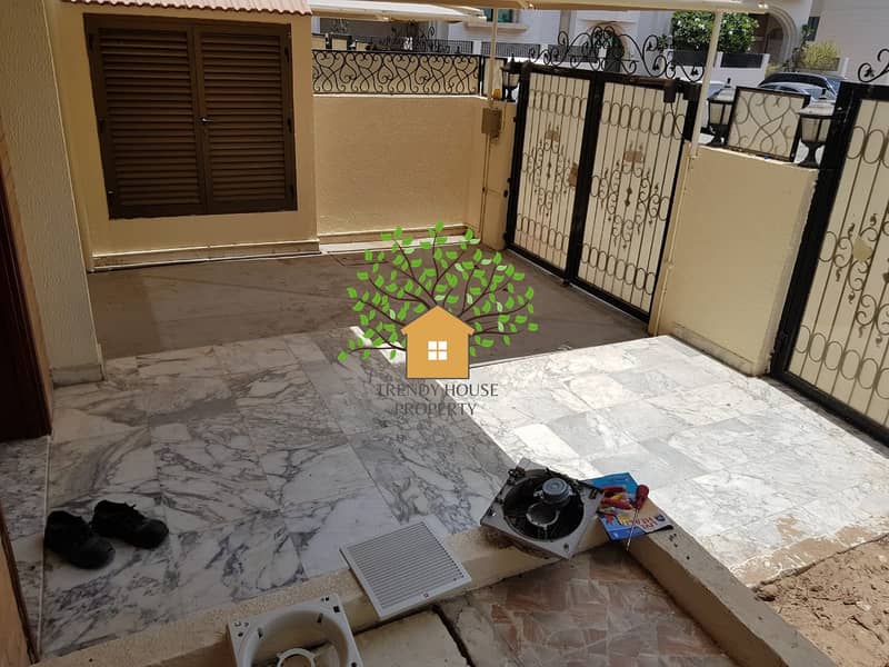 Villa for rent in Manaseer 4 bedrooms 140000 dirhams