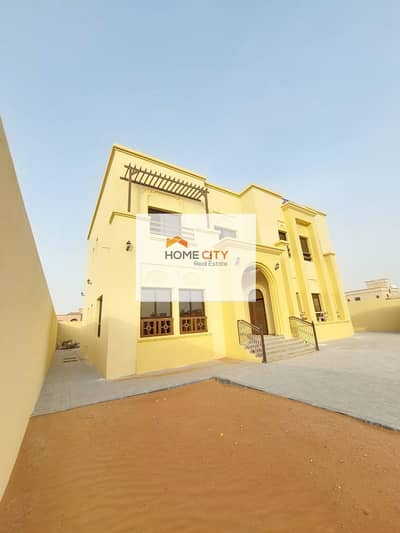 فیلا 5 غرف نوم للايجار في جنوب الشامخة، أبوظبي - فيلا للإيجار في مدينة الرياض جنوب الشامخة بموقع متميز(5 غرف نوم ماستر بخزائن) مطلوب 170000 درهم