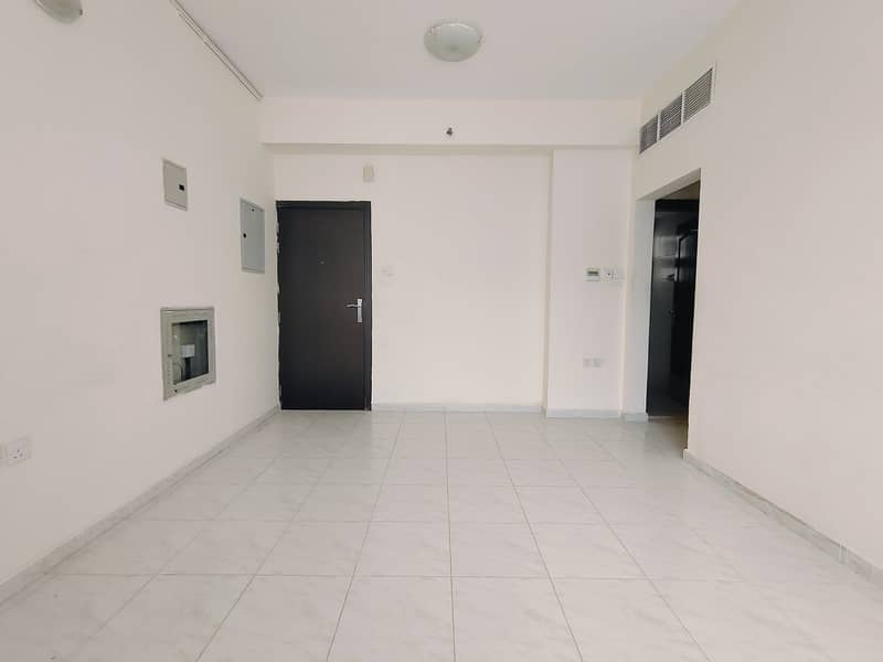 位于穆瓦利赫商业区，穆瓦伊莱大楼 1 卧室的公寓 19000 AED - 6078768