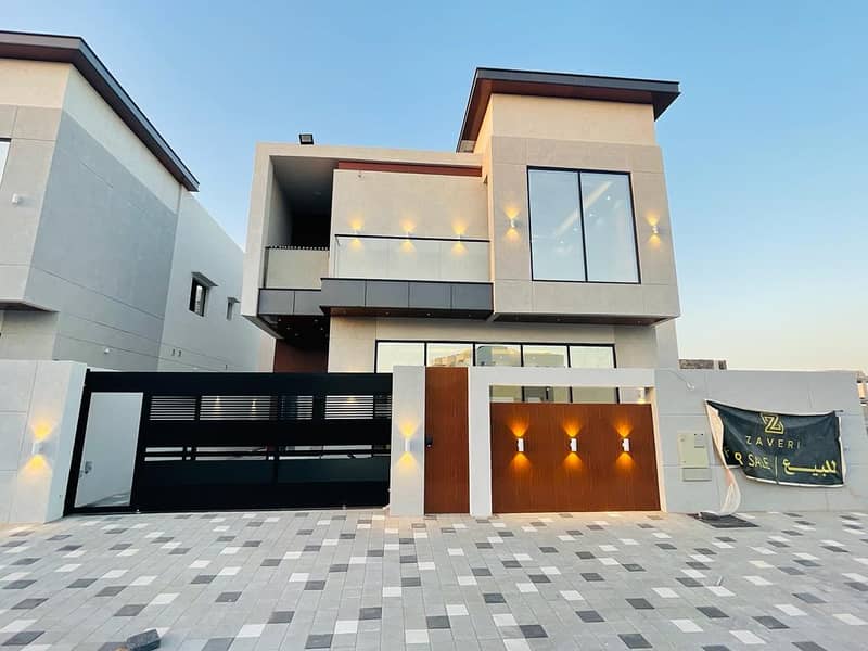 Opposite the mosque, at the price of a snapshot, a villa for sale in the design of Jumeirah Dubai, with super deluxe construction and finishing, in a