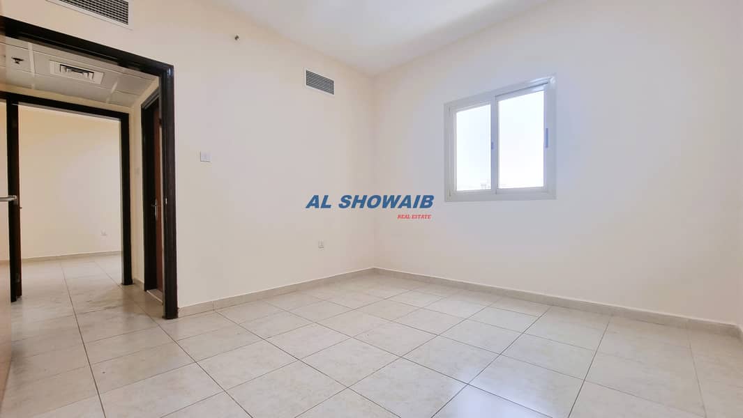 شقة في بناية لوتاه القصيص 1 القصيص السكنية القصيص 1 غرف 34000 درهم - 4928489