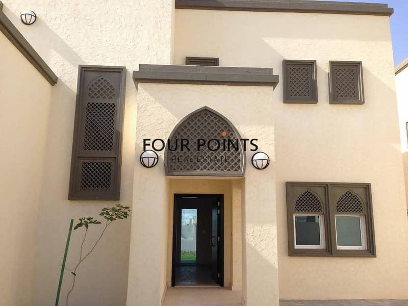 3BR+M Regional Small Villa in Jumeirah Partk