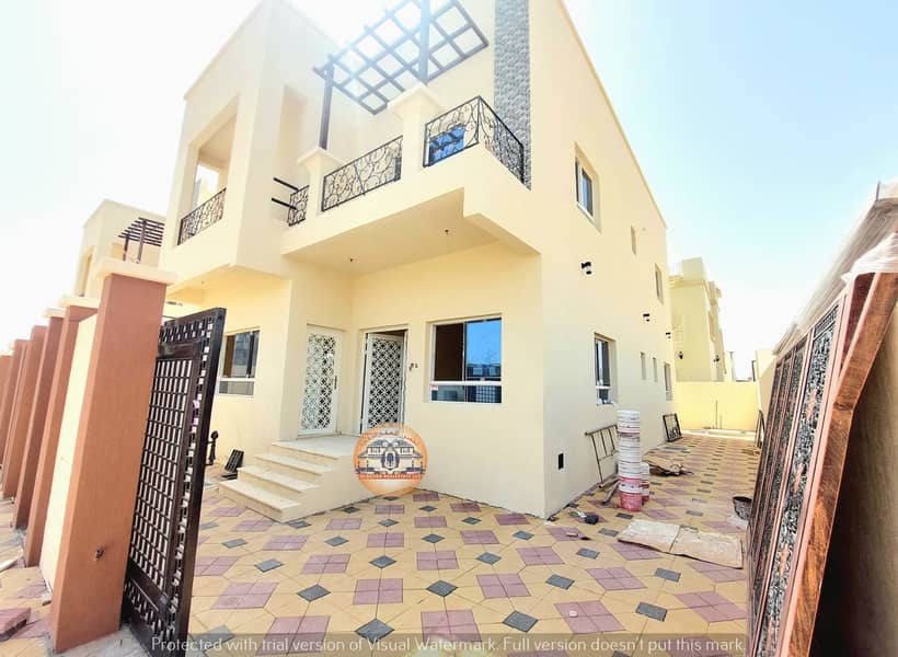 Freehold villa on the street for all nationalities at an affordable price