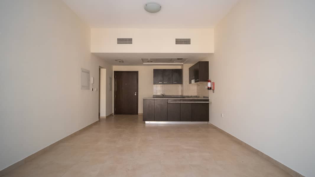 Vacant|  Open Kitchen |  1 Parking | Available Now