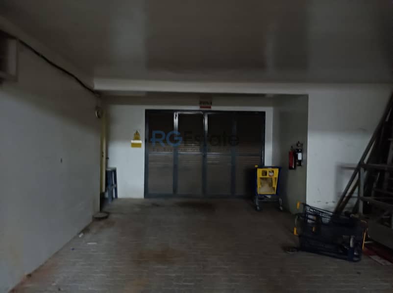 3,000 sqft Storage Area Available for Rent in Sheikh Zayed Road