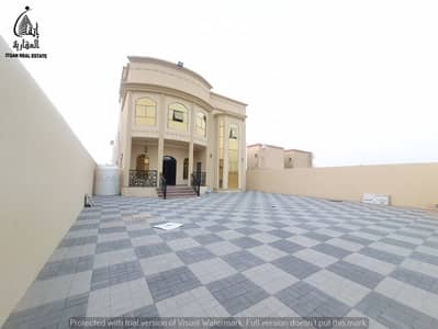 Wonderful Super deluxe and Modern villa a with luxurious finishing and great location on main street exit to sheikh Ammar road and closed to all servi