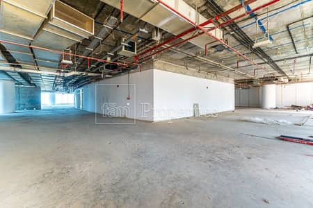 Floor for Rent in Business Bay, Dubai - Shell N Core / Gym Floor / Open Views