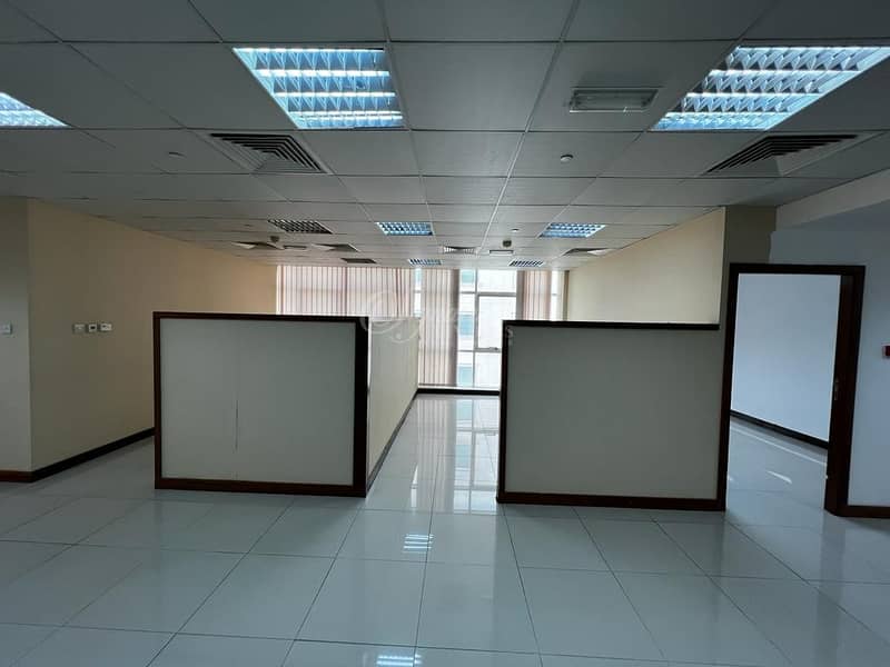 Vacant and Spacious Office for Rent, Arjumand Buildig, Green Community