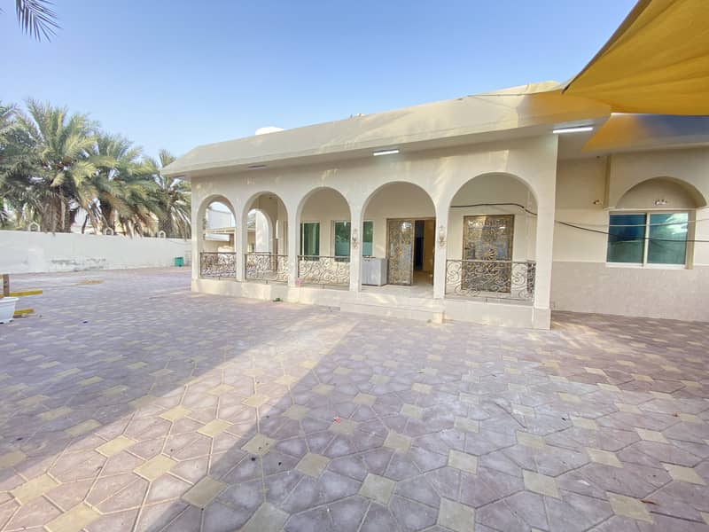 Ground floor villa for rent in Ajman, Mushairif area, large areas, corner o