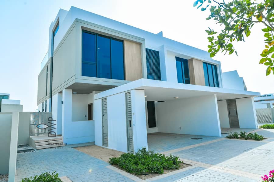 Genuine Listing! Brand New | Large 4BR+Maids Villa with Roof Terrace