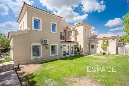 Fully Extended Large Plot with Pool View