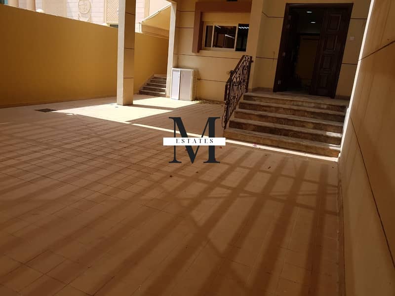 Well Maintained Villa | 4 Master bedrooms in Al Nahyan