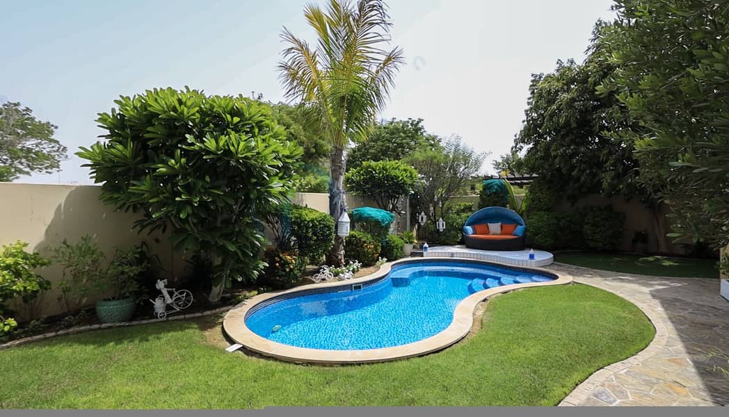 Furnished 4BR Villa | with Pool and Jacuzzi