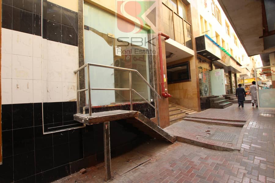 Shop for rent in FTC building in Meena bazaar