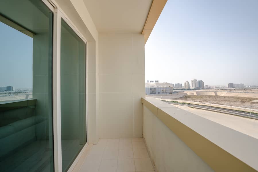 13 Balcony View