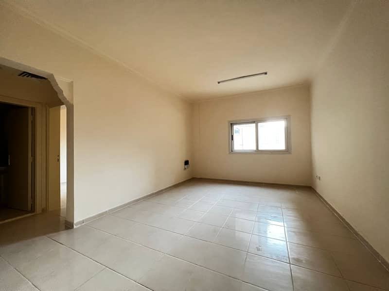 Huge size Specious 1BHK flat for rent in Al Qulayaa Area just in 20,000