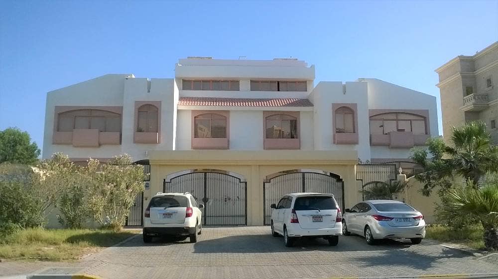 شقة في حي السفارات 1 غرف 58000 درهم - 3278271
