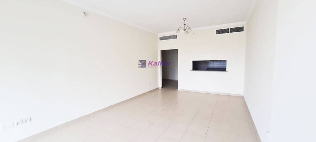 Chiller free | With kitchen appliances | Storage room | Marina View | Balcony