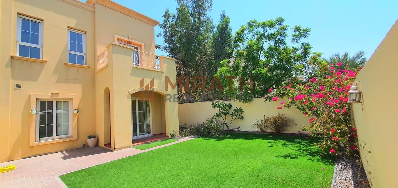 NEWELY RENOVATED CORNER  VILLA WITH PRIVATE GARDEN
