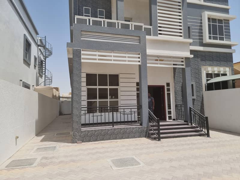 BIG 3 BEDROOM HALL VILLA WITH 4 WASHROOMS MAIN ROAD