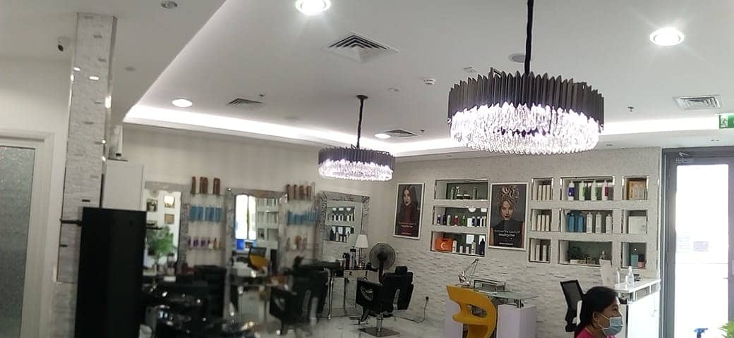 LUXURIOUS LADIES SALOON   IN A HOTEL APARTMENT/BUSINESS BAY. . .