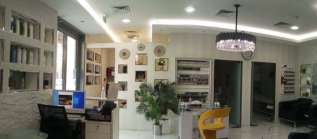 16 LUXURIOUS LADIES SALOON   IN A HOTEL APARTMENT/BUSINESS BAY. . .
