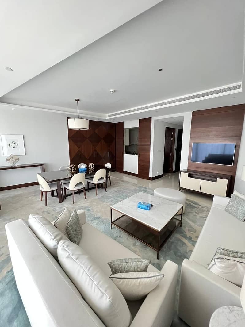 شقة فندقية في العنوان ريزدينسز سكاي فيو 1،العنوان ريزيدنس سكاي فيو،وسط مدينة دبي 2 غرف 4700000 درهم - 5710227