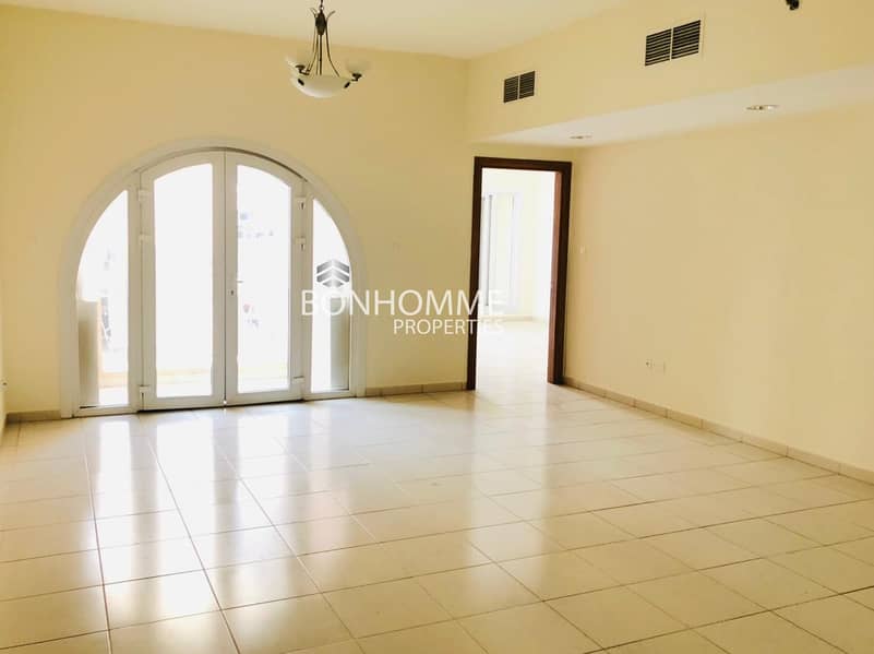 Large Size | Spacious 1 Bedroom with Double Balcony