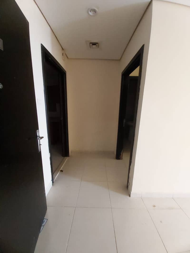 GET 1BHK + PARKING FOR RENT IN LILIES TOWER IN VERY GOOD PRICE
