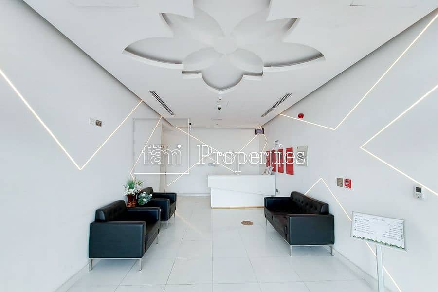 Luxurious i Apartment I  with serviced amenities