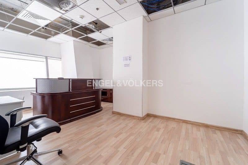 Full Floor|Fitted|Immediate Sale|Partitions