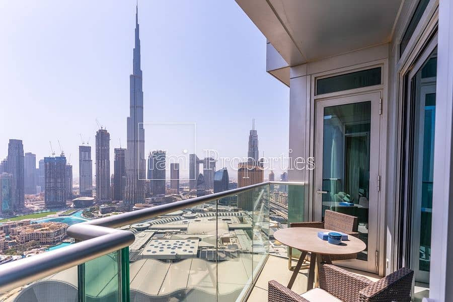 5 Star Living/ 2BD Servised with Burj Khalifa View