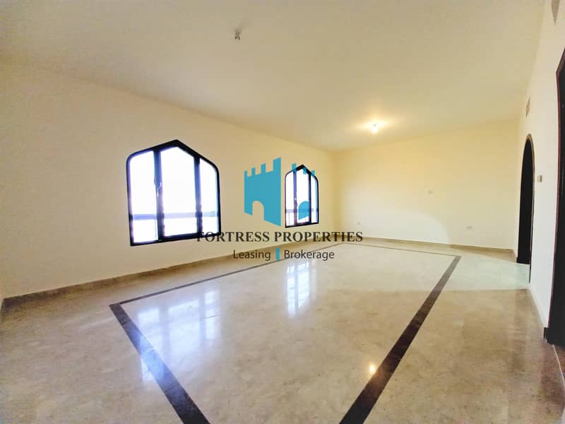 Квартира в улица Аль Наджда, 3 cпальни, 70000 AED - 5845314