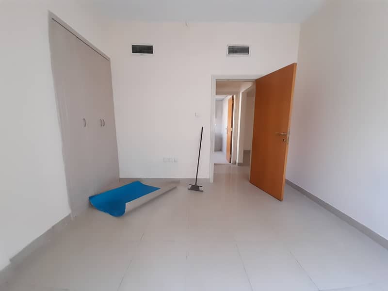 2month free Fantastic offer 1bhk hall with wardrobe just 21k Close to madina mall muwaileh